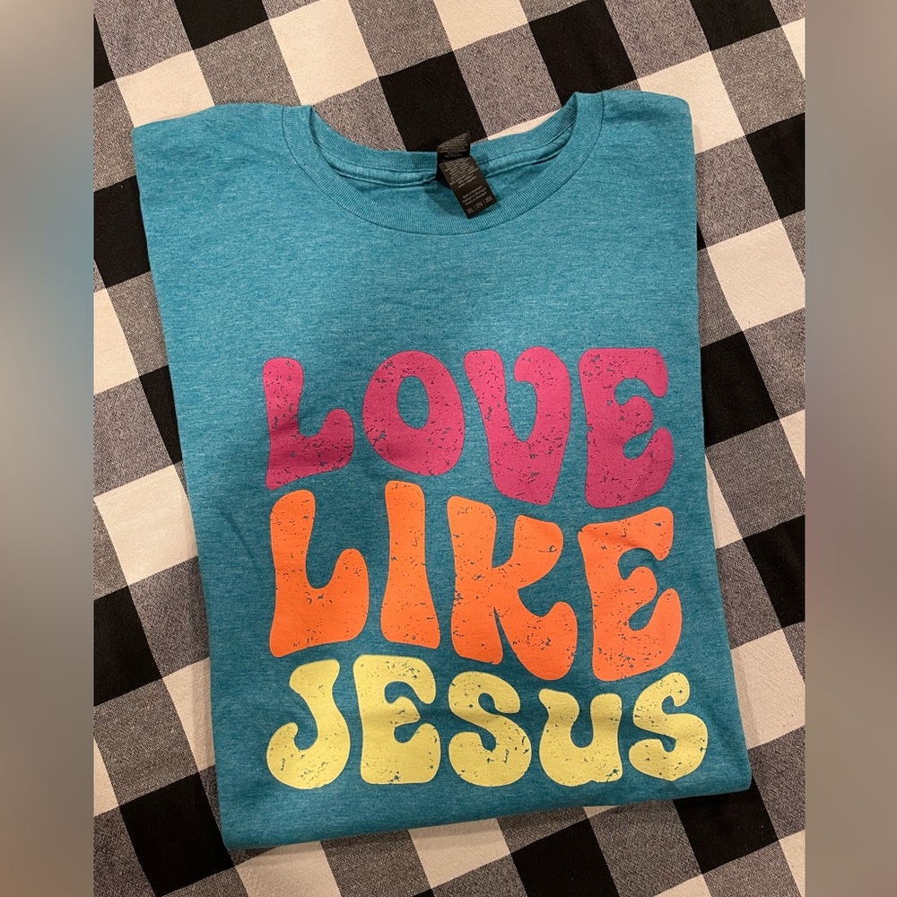 Love Like Jesus Short Sleeved Tee